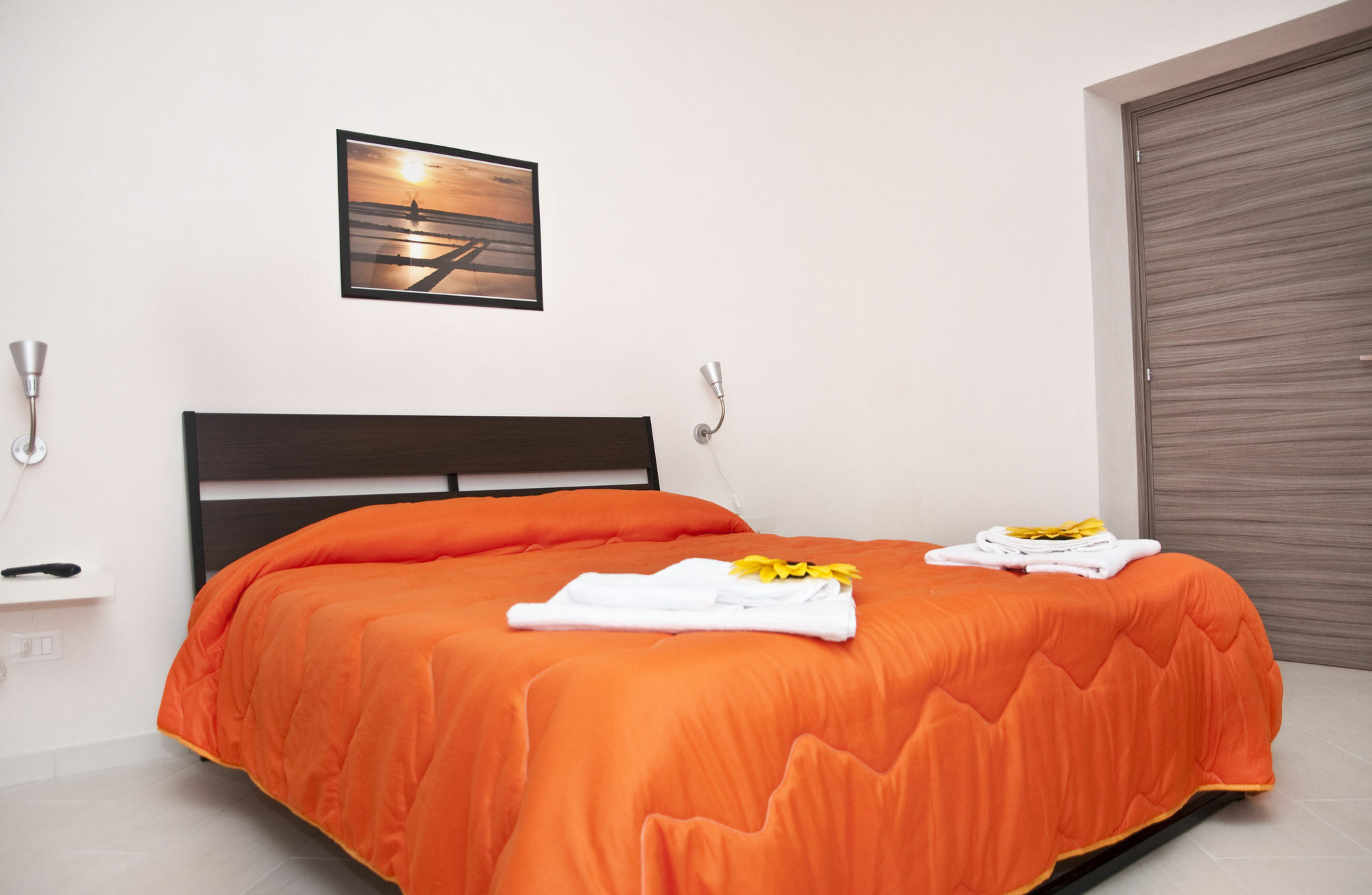 Trapani Tourism Apartments Екстер'єр фото